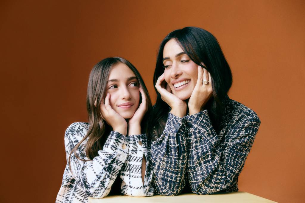 Silvia Braz estrela campanha de Dia das Mães ao lado da filha caçula