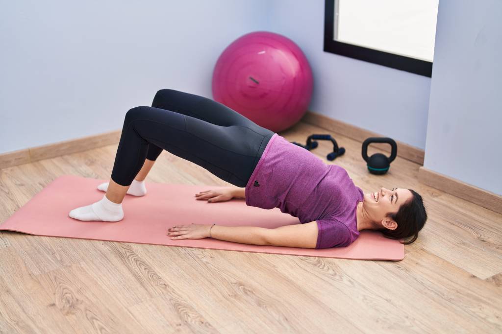Exercícios pélvicos: por que você deveria começar antes dos sintomas aparecerem