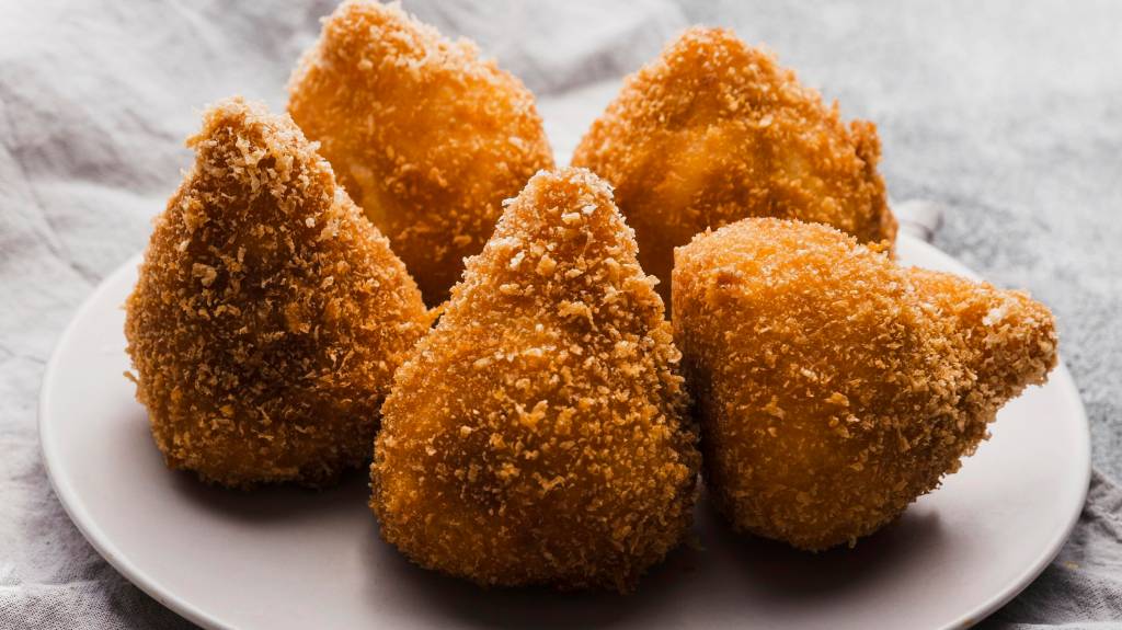 Coxinha sem glúten: receita assada é saborosa e saudável