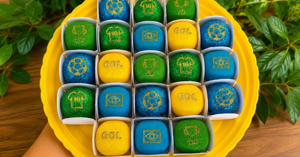 Docinho campeão! Veja como fazer brigadeiros da Copa para surpreender nos dias de jogo