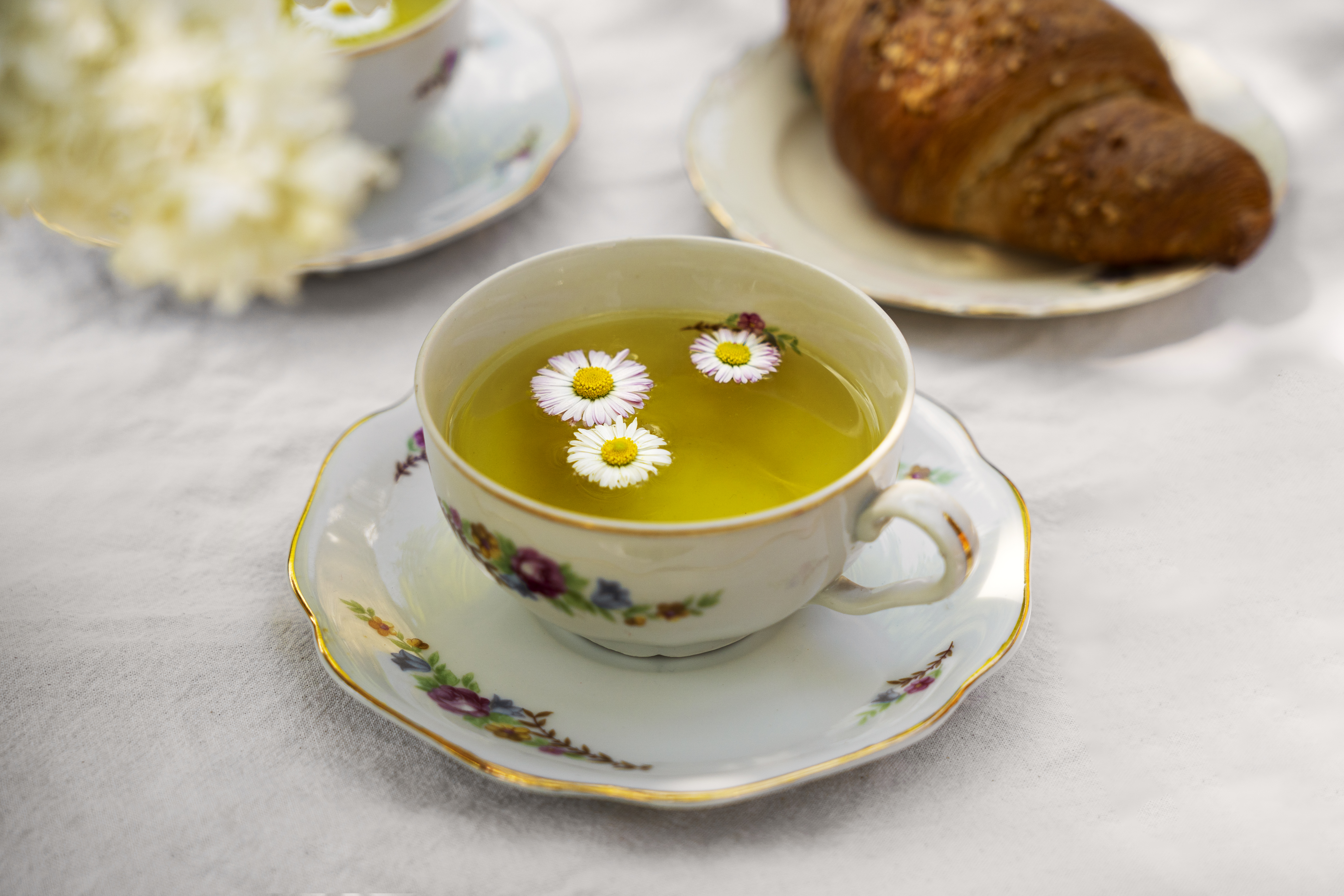 Chás para o inverno: 10 receitas para aquecer os dias frios em casa