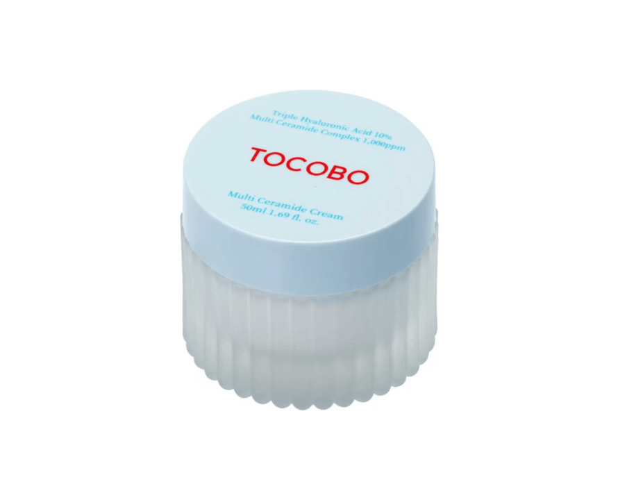 Pote de creme facial TOCOBO Multi Ceramide Cream, 50ml, com tampa azul-clara e corpo de vidro fosco canelado. Na tampa, texto em vermelho e azul claro detalha Triple Hyaluronic Acid 10% e Multi Ceramide Complex 1,000ppm