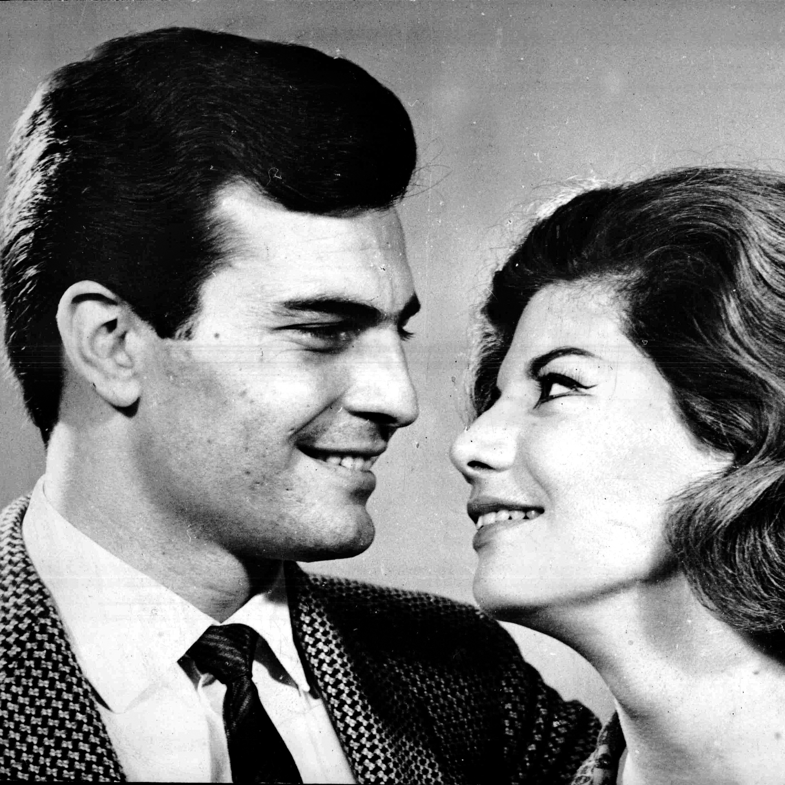 A história de amor de Glória Menezes e Tarcísio Meira começou de um jeito digno de novela